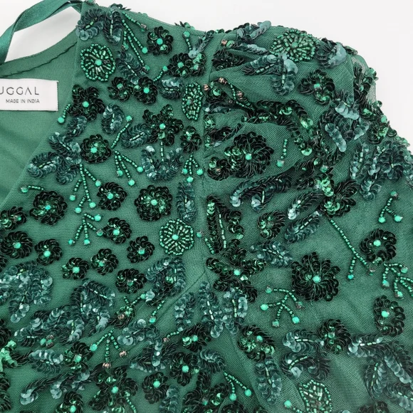 Mac Duggal Green Embellished V Neck 3/4 Sleeve A Line Gown - Picture 14 of 15